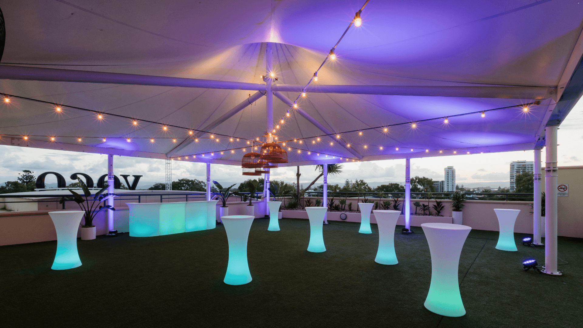 Stylish-Kingfisher-Marquee